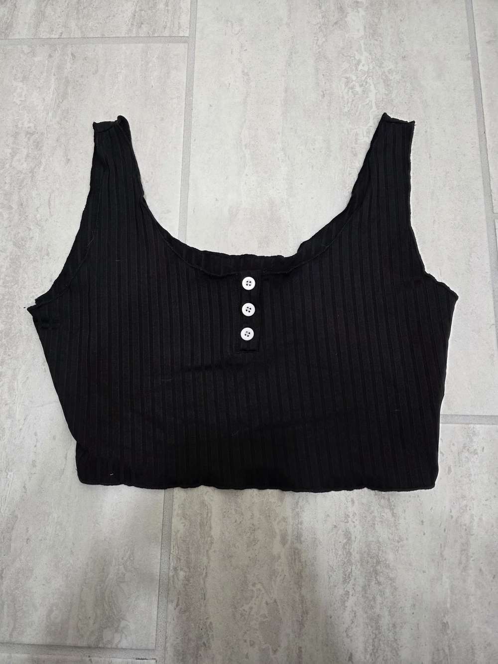 SHEIN Black Ribbed Scoop Crop Tank with Button Placket